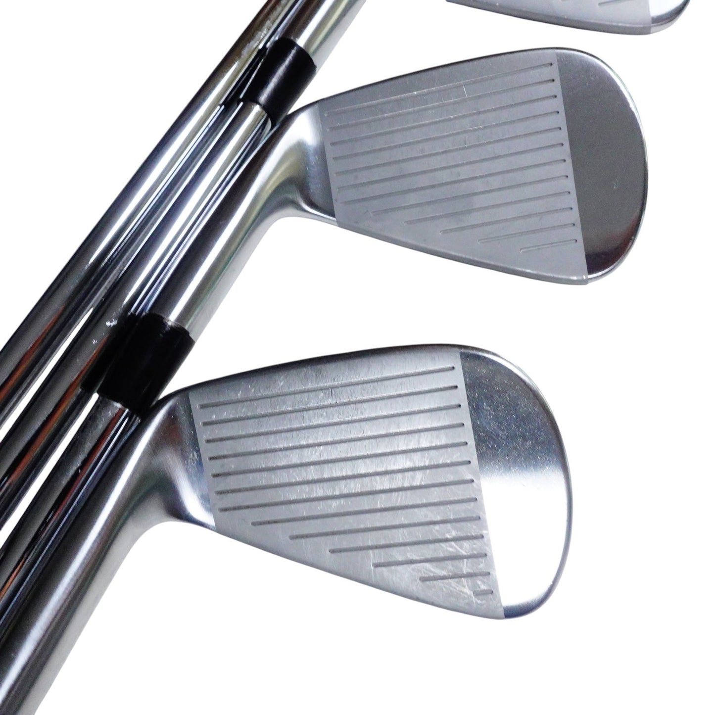 Mizuno Pro 221 Iron Set Dynamic Gold S300 Stiff Flex Steel 4-PW Very Good RH