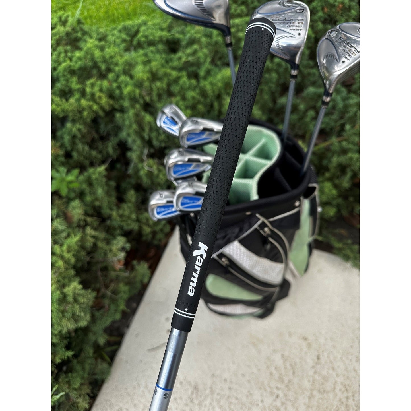 Cobra Ladies Starter Set Driver Woods Irons Putter and Cart Bag