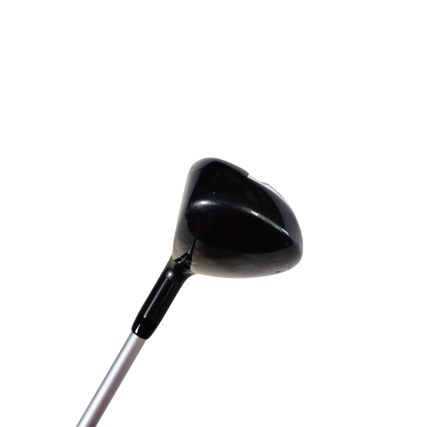 The golf club has been refurbished and is in good condition. Please see the photos for details.