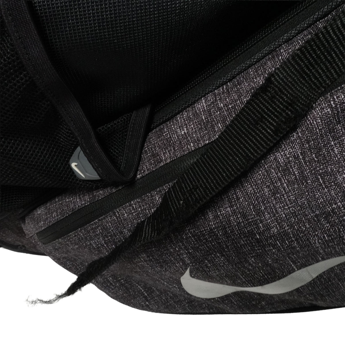 Nike Air Sport Stand 8 Way Dual Strap Gray Golf Bag w Rain Cover